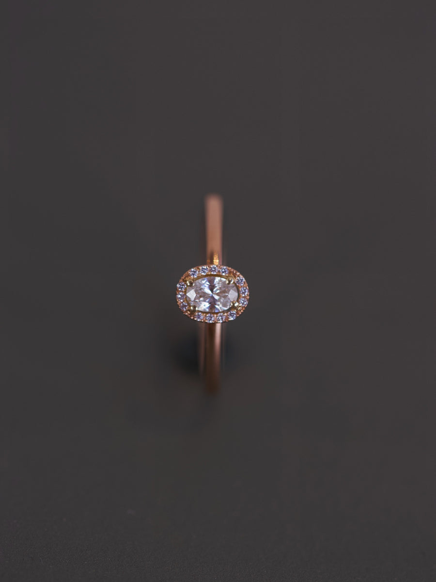 Solitärring Diamant Oval, Halo
